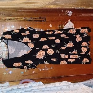 Torrid super soft floral dress size 4